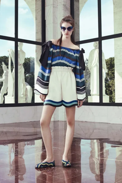 Look 26